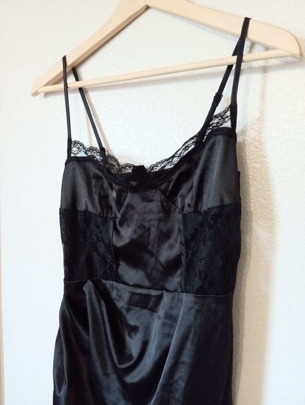 Cider Satin Lace Black Midi Dress Small NWT - Picture 4 of 8